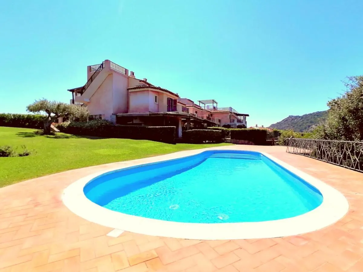 Casa de Férias La Residenza Del Golf Vila Porto Cervo
